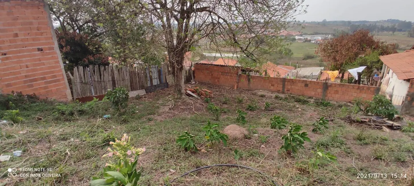 Foto 1 de Terreno / Lote à venda, 300m2 em Centro, Guarei - SP