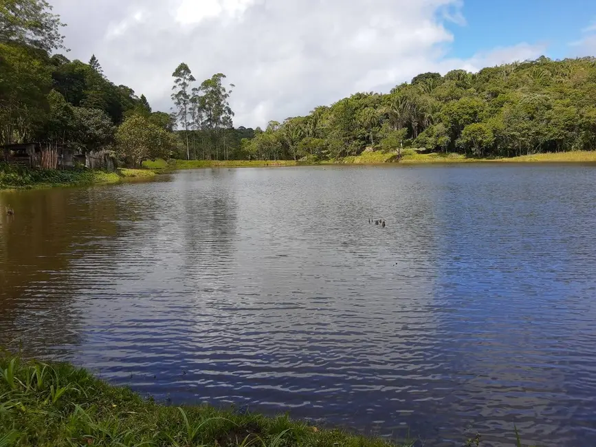 Foto 22 de Chácara à venda em Tapirai - SP