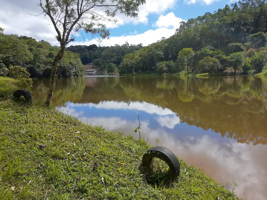 Foto 17 de Chácara à venda em Tapirai - SP