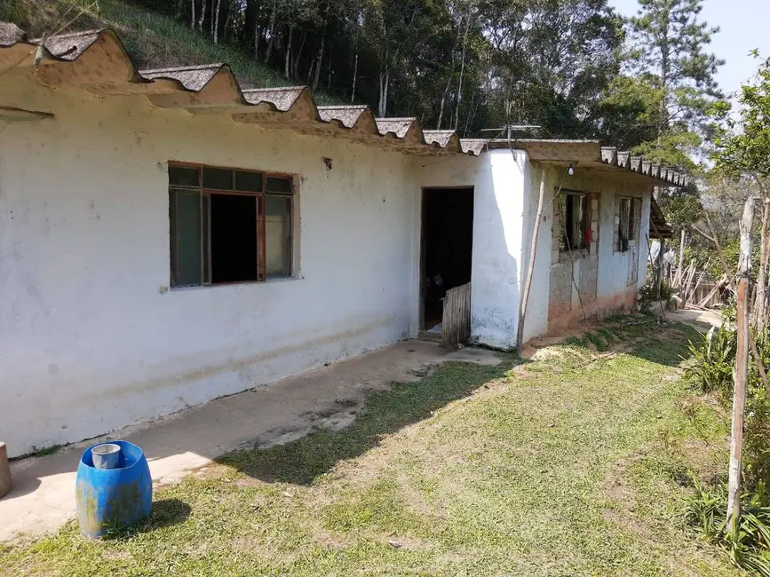 Foto 34 de Chácara à venda em Tapirai - SP