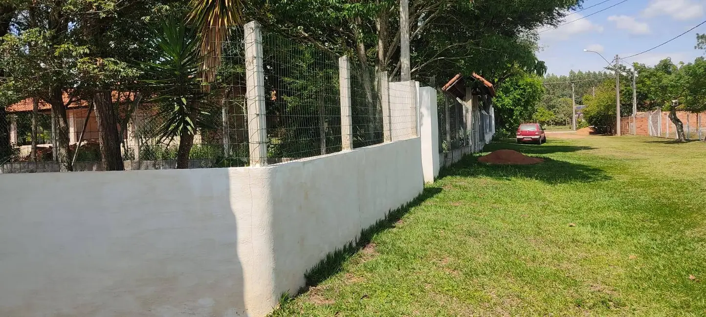 Chácara com 2 quartos à venda, 1000m2 em Alambari - SP - imagem 3 Foto 3 de Chácara com 2 quartos à venda, 1000m2 em Alambari - SP