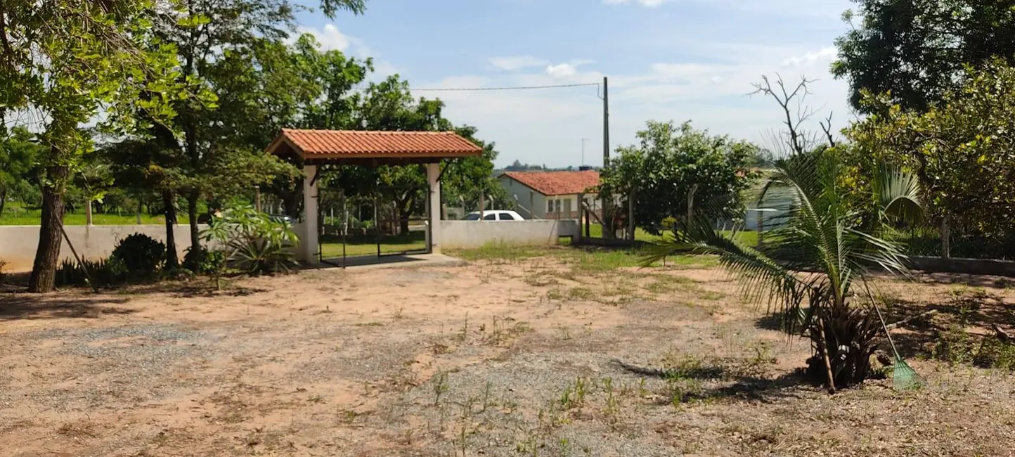 Chácara com 2 quartos à venda, 1000m2 em Alambari - SP - imagem 5 Foto 5 de Chácara com 2 quartos à venda, 1000m2 em Alambari - SP