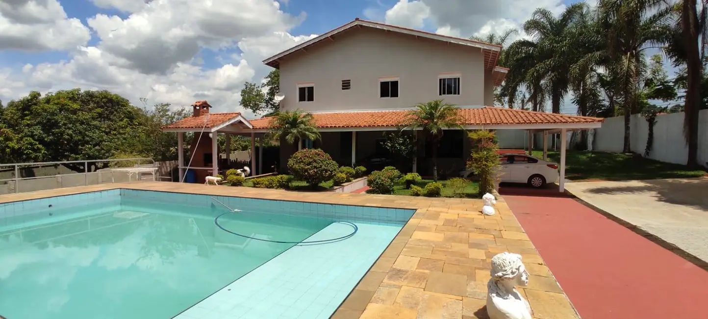 Foto 1 de Casa com 3 quartos à venda, 550m2 em Aracoiaba Da Serra - SP