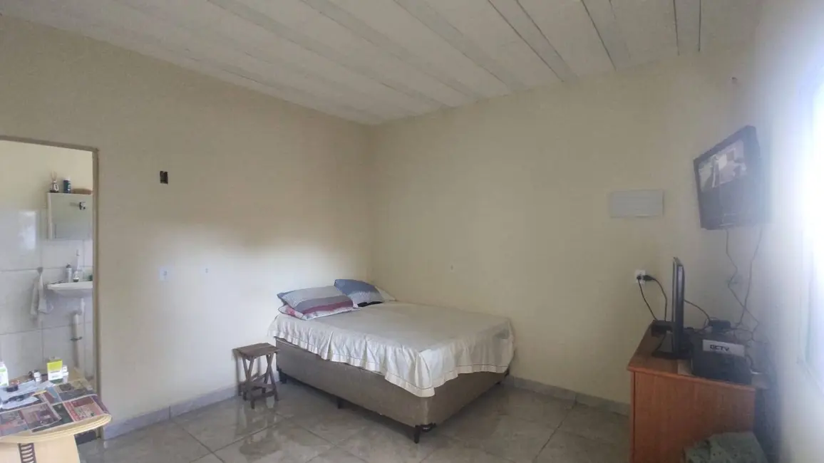 Foto 4 de Chácara com 3 quartos à venda, 1020m2 em Aracoiaba Da Serra - SP