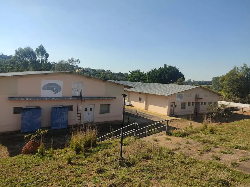 Foto 2 de Chácara com 4 quartos à venda, 850m2 em Capela Do Alto - SP