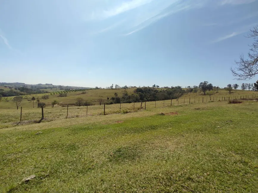 Sítio / Rancho com 4 quartos à venda, 242000m2 em Alambari - SP - imagem 9 Foto 9 de Sítio / Rancho com 4 quartos à venda, 242000m2 em Alambari - SP