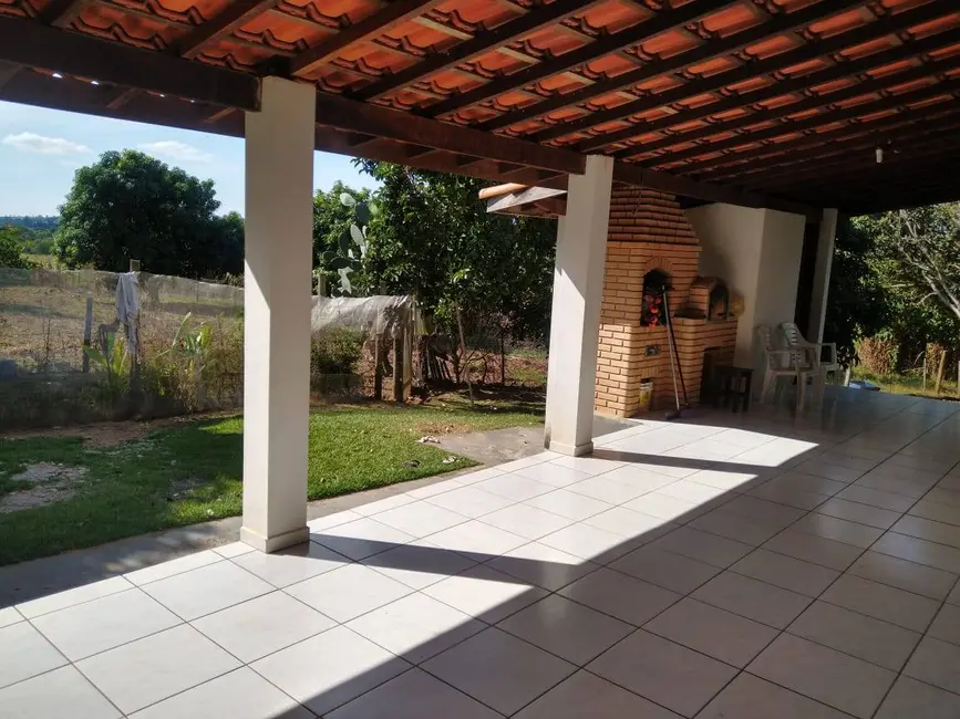 Chácara com 3 quartos à venda, 6667m2 em Alambari, SP - imagem 1 Foto 1 de Chácara com 3 quartos à venda, 6667m2 em Alambari, SP