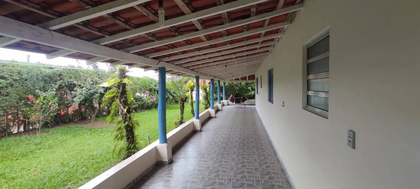Foto 1 de Chácara com 3 quartos à venda, 3260m2 em Centro, Sarapui - SP