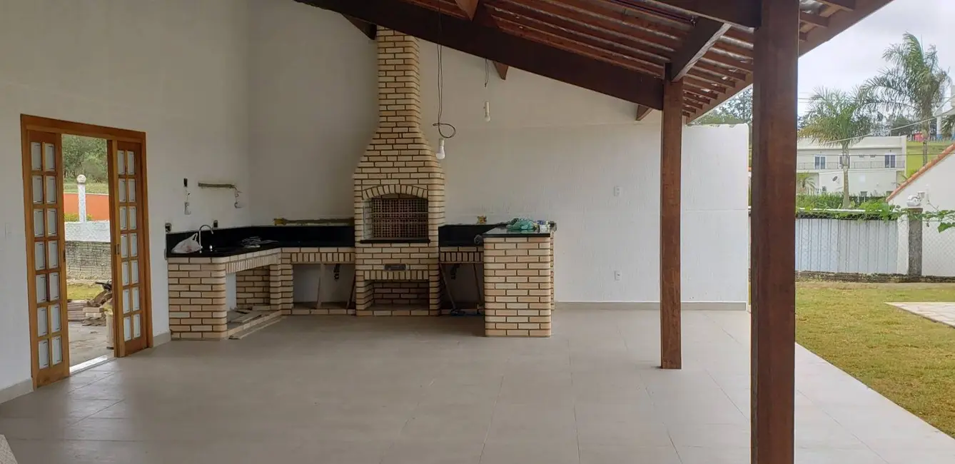 Foto 2 de Chácara com 4 quartos à venda, 1000m2 em Sarapui - SP