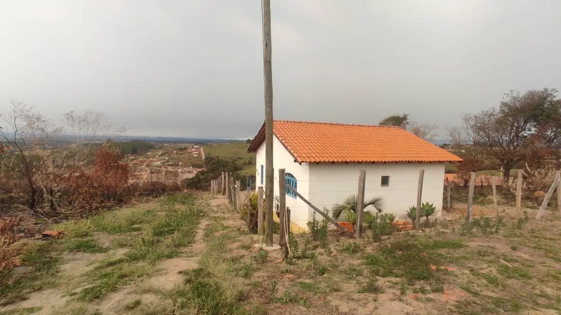 Foto 1 de Casa com 2 quartos à venda, 1000m2 em Aracoiaba Da Serra - SP