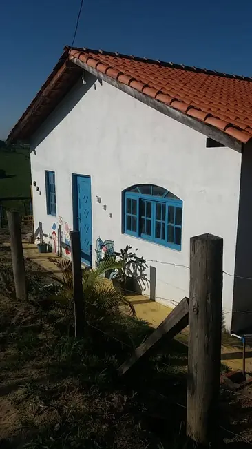 Foto 5 de Casa com 2 quartos à venda, 1000m2 em Aracoiaba Da Serra - SP