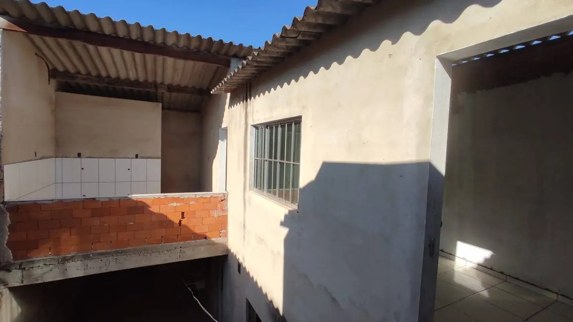 Casa com 4 quartos à venda, 175m2 em Parque das Paineiras, Sorocaba - SP - imagem 2 Foto 2 de Casa com 4 quartos à venda, 175m2 em Parque das Paineiras, Sorocaba - SP