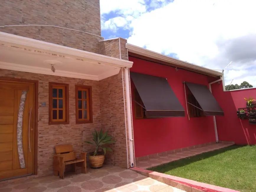 Foto 1 de Casa com 3 quartos à venda, 900m2 em Alambari - SP
