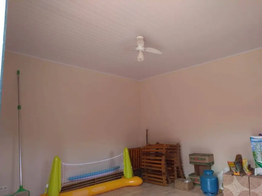 Casa com 3 quartos à venda, 900m2 em Alambari - SP - imagem 8 Foto 8 de Casa com 3 quartos à venda, 900m2 em Alambari - SP