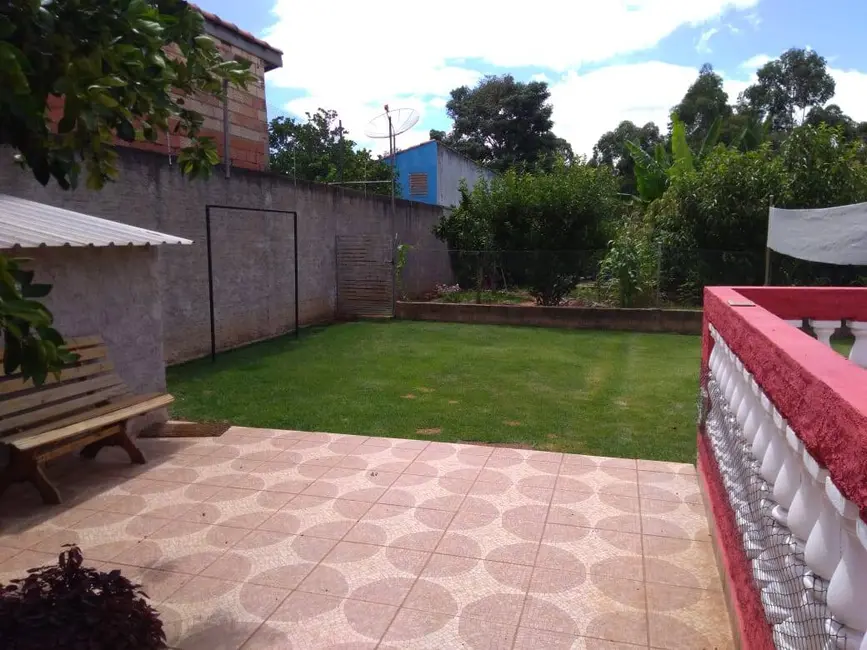 Casa com 3 quartos à venda, 900m2 em Alambari - SP - imagem 3 Foto 3 de Casa com 3 quartos à venda, 900m2 em Alambari - SP