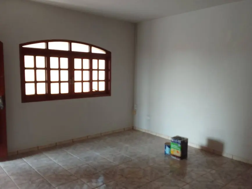 Casa com 3 quartos à venda, 850m2 em Centro, Capela Do Alto - SP - imagem 6 Foto 6 de Casa com 3 quartos à venda, 850m2 em Centro, Capela Do Alto - SP