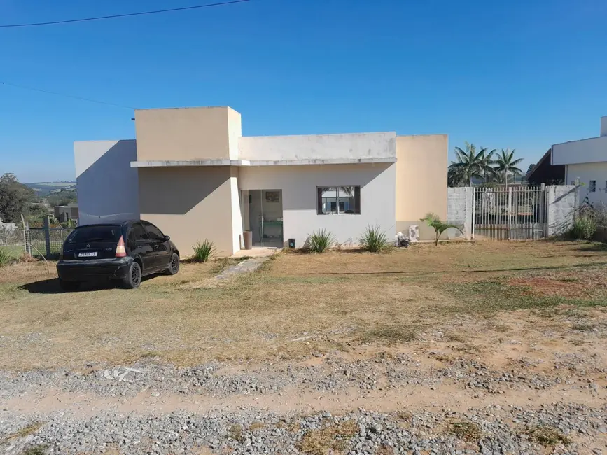 Casa com 2 quartos à venda, 1000m2 em Alambari - SP - imagem 3 Foto 3 de Casa com 2 quartos à venda, 1000m2 em Alambari - SP