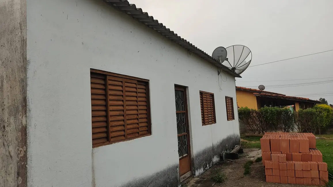 Chácara com 2 quartos à venda, 800m2 em Capela Do Alto - SP - imagem 8 Foto 8 de Chácara com 2 quartos à venda, 800m2 em Capela Do Alto - SP