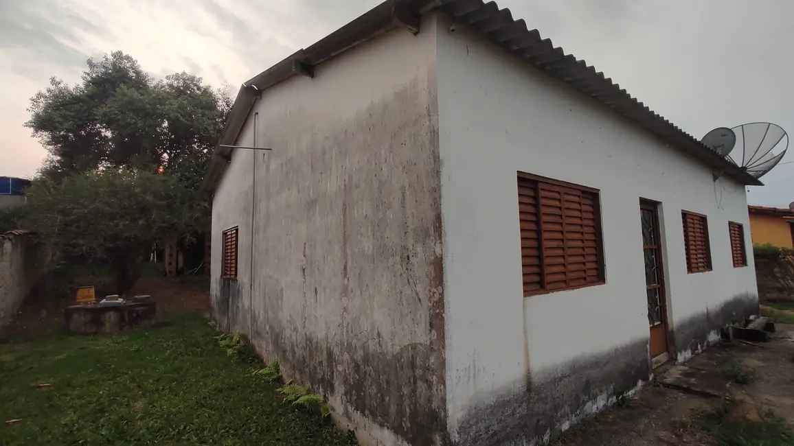 Chácara com 2 quartos à venda, 800m2 em Capela Do Alto - SP - imagem 6 Foto 6 de Chácara com 2 quartos à venda, 800m2 em Capela Do Alto - SP