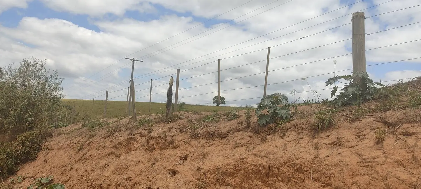 Chácara com 5 quartos à venda, 1645600m2 em Alambari - SP - imagem 4 Foto 4 de Chácara com 5 quartos à venda, 1645600m2 em Alambari - SP
