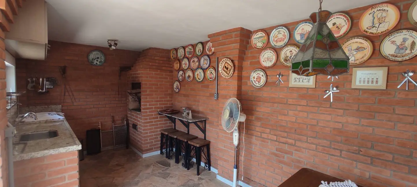 Chácara com 5 quartos à venda, 3800m2 em Alambari - SP - imagem 4 Foto 4 de Chácara com 5 quartos à venda, 3800m2 em Alambari - SP