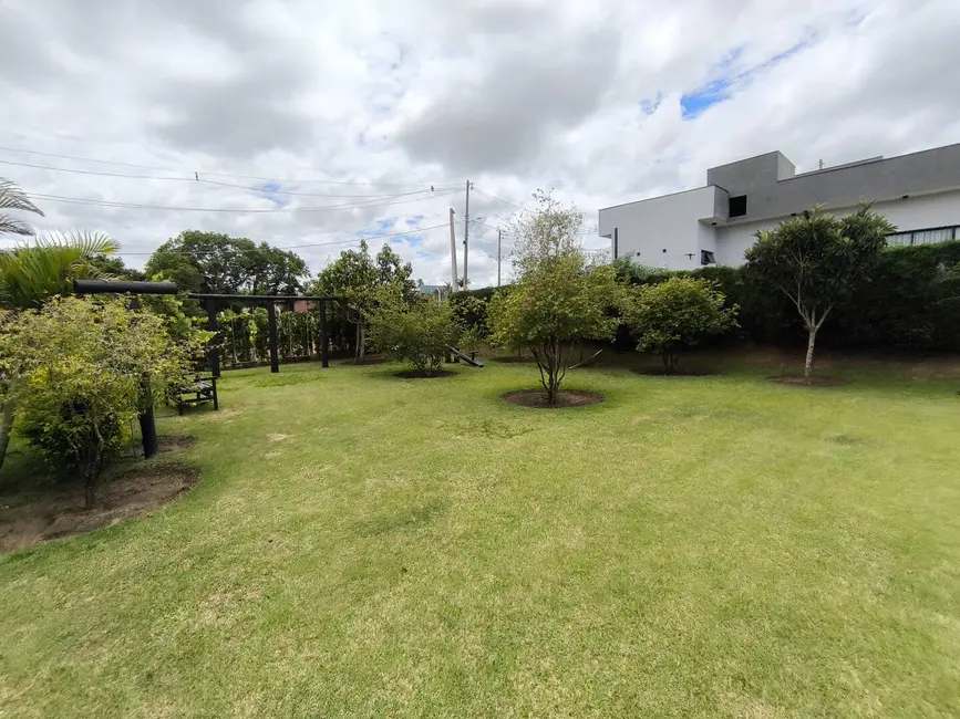 Chácara com 3 quartos à venda, 1000m2 em Alambari - SP - imagem 7 Foto 7 de Chácara com 3 quartos à venda, 1000m2 em Alambari - SP