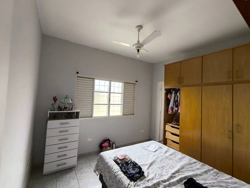 Chácara com 3 quartos à venda, 2500m2 em Alambari - SP - imagem 9 Foto 9 de Chácara com 3 quartos à venda, 2500m2 em Alambari - SP