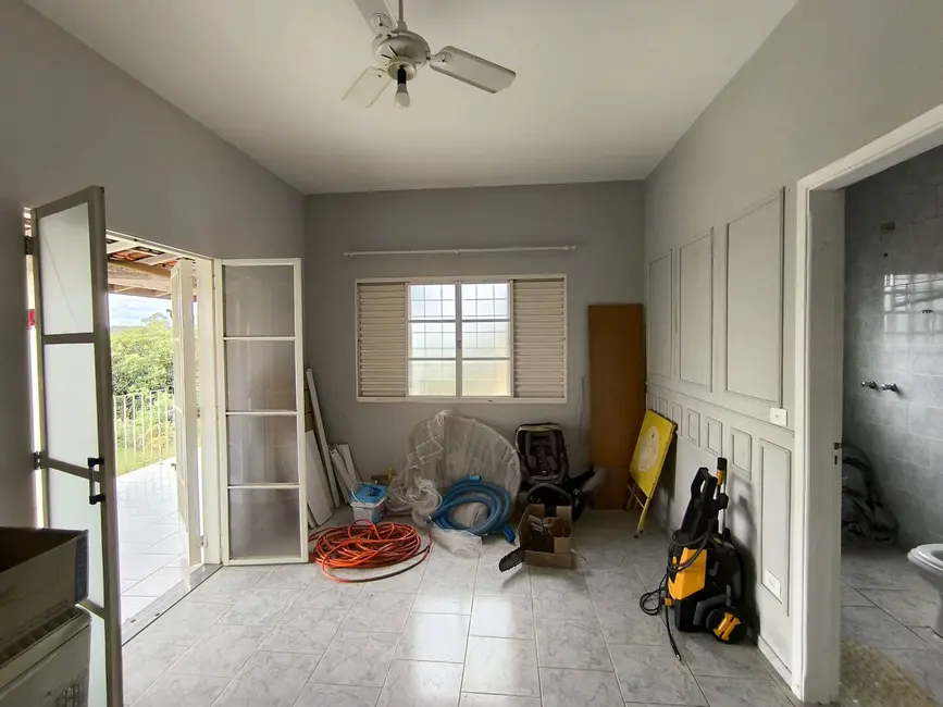 Chácara com 3 quartos à venda, 2500m2 em Alambari - SP - imagem 7 Foto 7 de Chácara com 3 quartos à venda, 2500m2 em Alambari - SP