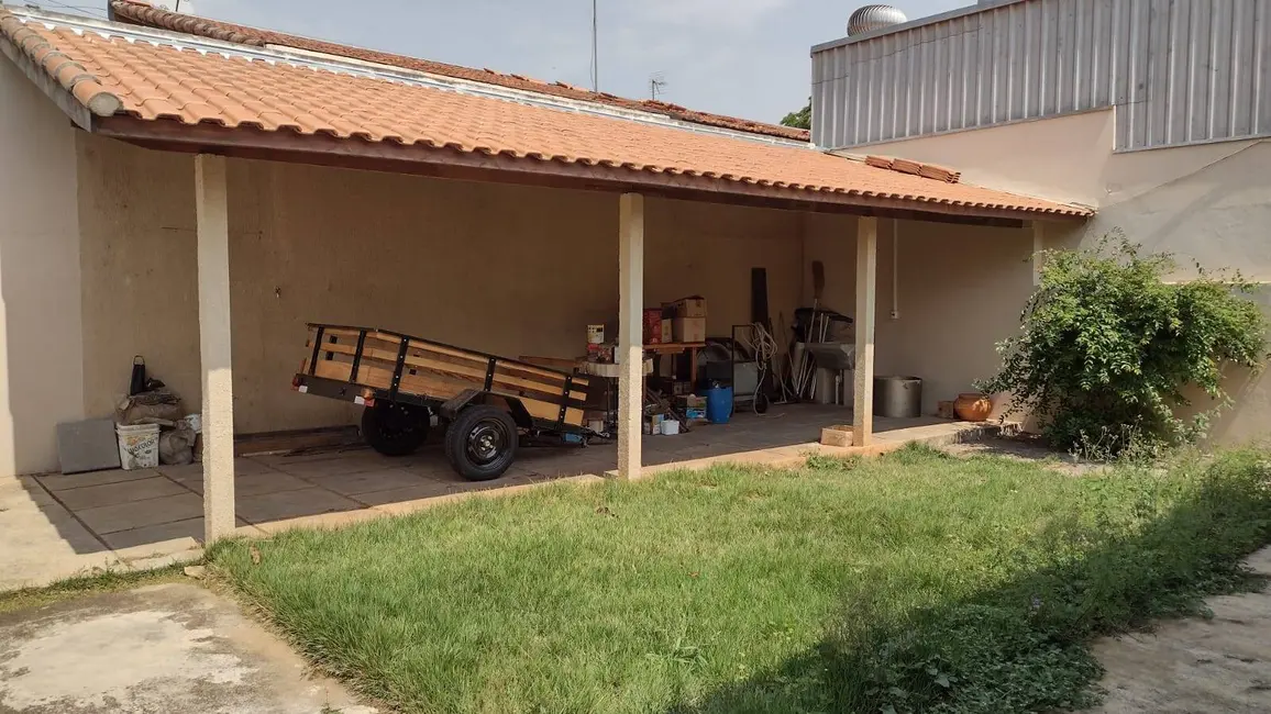 Foto 8 de Casa com 4 quartos à venda, 330m2 em Tatui - SP