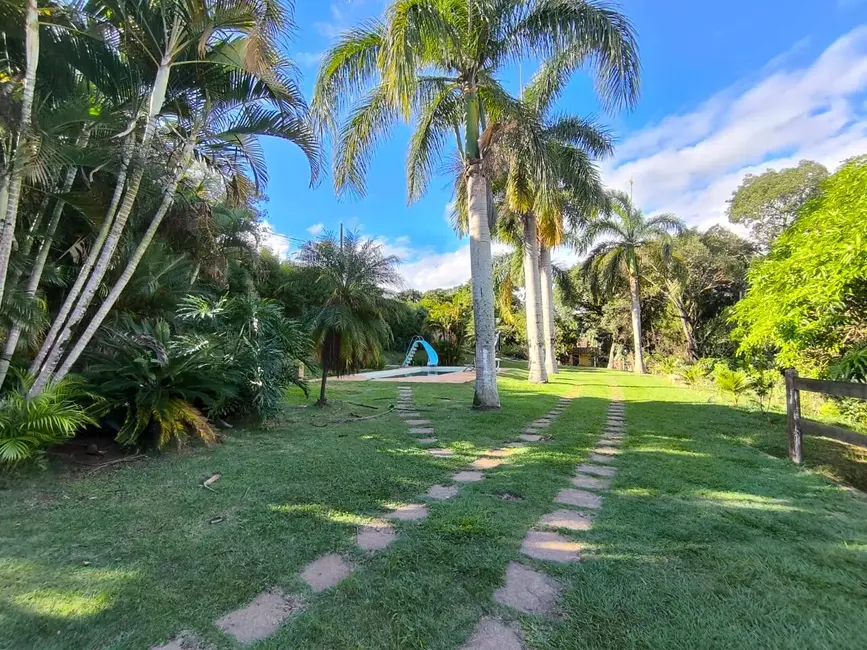 Chácara com 3 quartos à venda, 345m2 em Aracoiaba Da Serra - SP - imagem 5 Foto 5 de Chácara com 3 quartos à venda, 345m2 em Aracoiaba Da Serra - SP