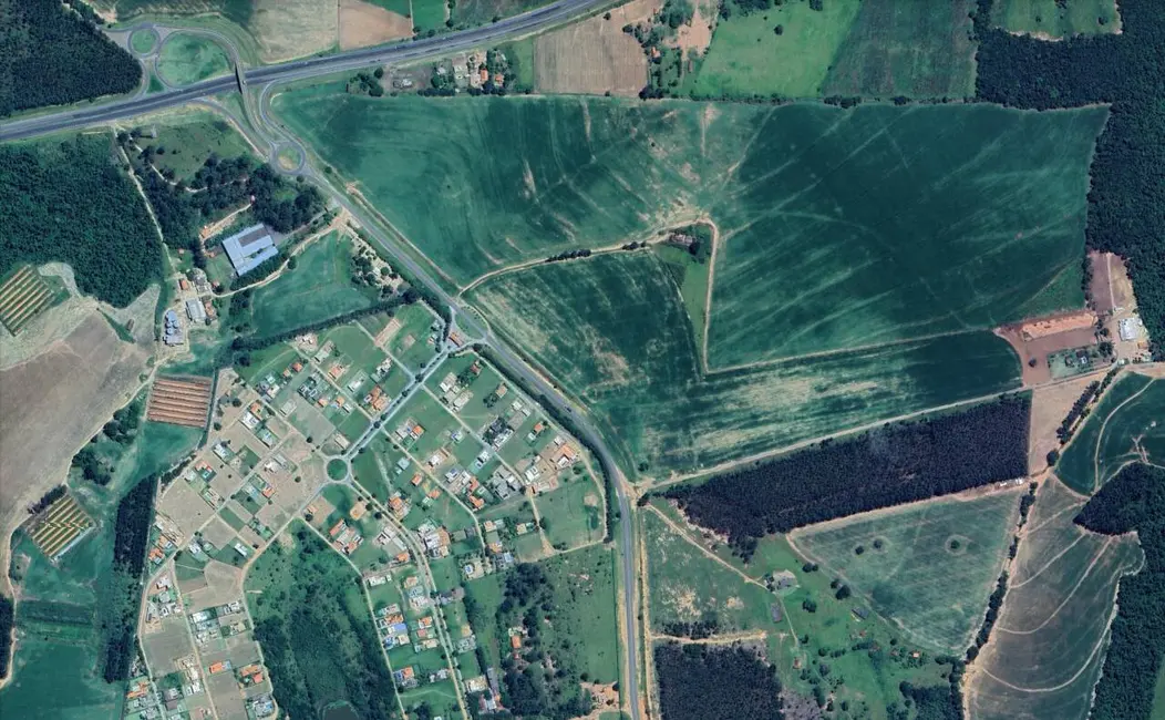 Terreno / Lote à venda, 1620m2 em Alambari - SP - imagem 5 Foto 5 de Terreno / Lote à venda, 1620m2 em Alambari - SP