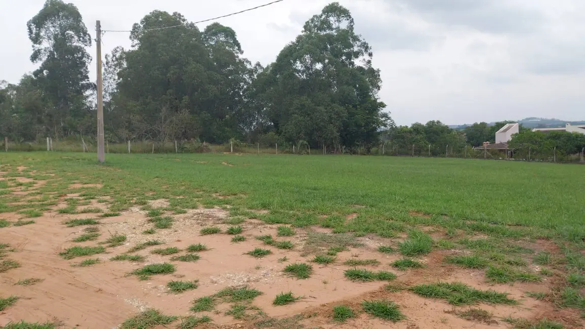 Terreno / Lote à venda, 1620m2 em Alambari - SP - imagem 4 Foto 4 de Terreno / Lote à venda, 1620m2 em Alambari - SP