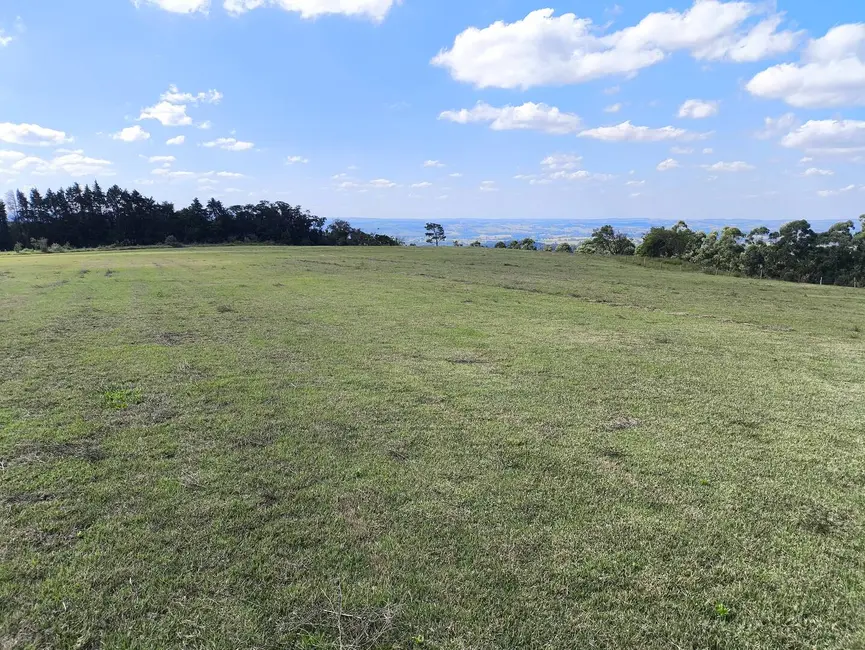 Foto 1 de Chácara com 2 quartos à venda, 108900m2 em Angatuba - SP