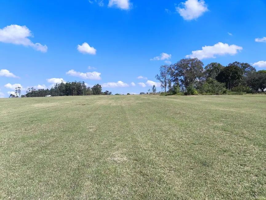 Foto 2 de Chácara com 2 quartos à venda, 108900m2 em Angatuba - SP