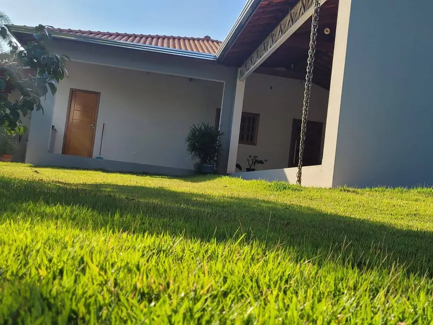 Foto 2 de Chácara com 2 quartos à venda, 1000m2 em Capela Do Alto - SP