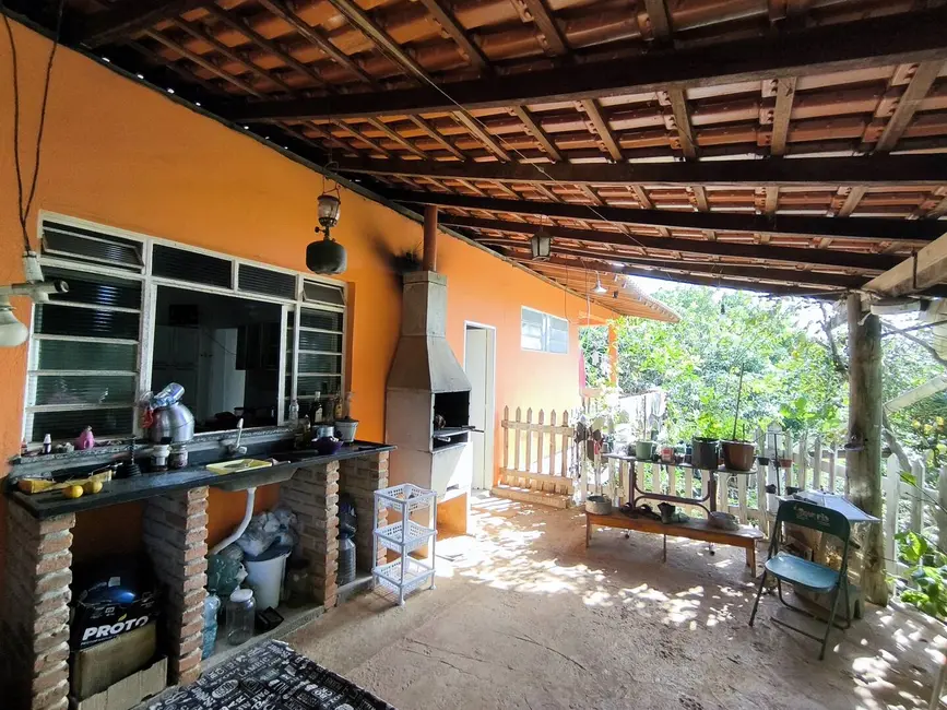 Foto 1 de Chácara com 3 quartos à venda, 125m2 em Capela Do Alto - SP