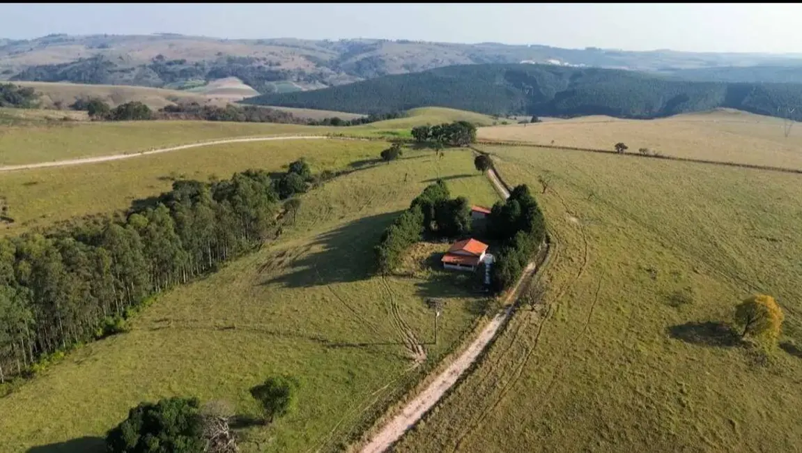 Foto 2 de Chácara com 4 quartos à venda, 907500m2 em Piedade - SP