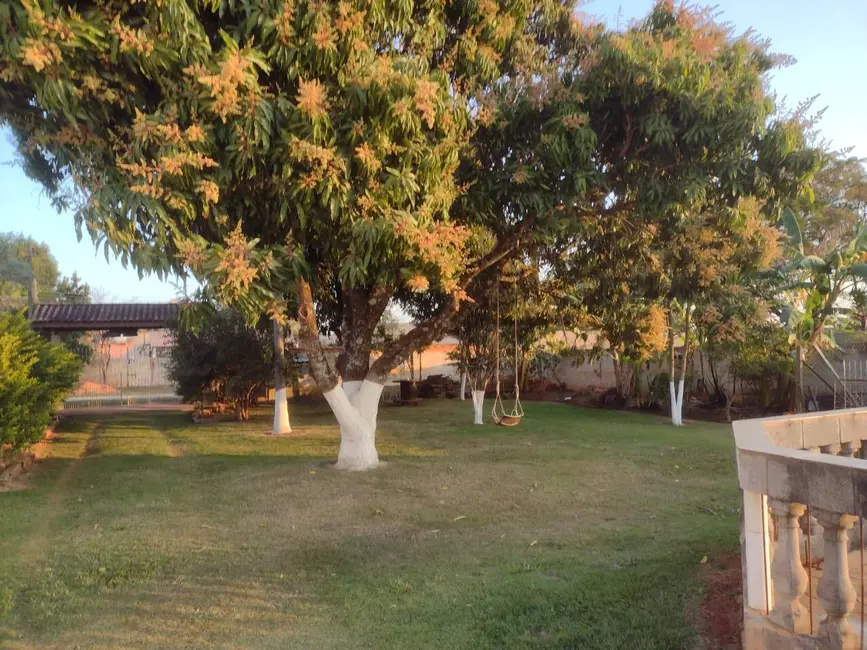 Foto 1 de Chácara com 2 quartos à venda, 250m2 em Aracoiaba Da Serra - SP