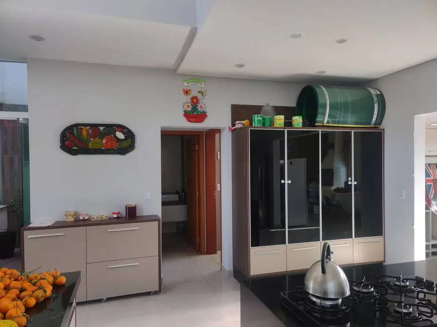 Foto 8 de Casa com 3 quartos à venda, 320m2 em Iporanga, Sorocaba - SP