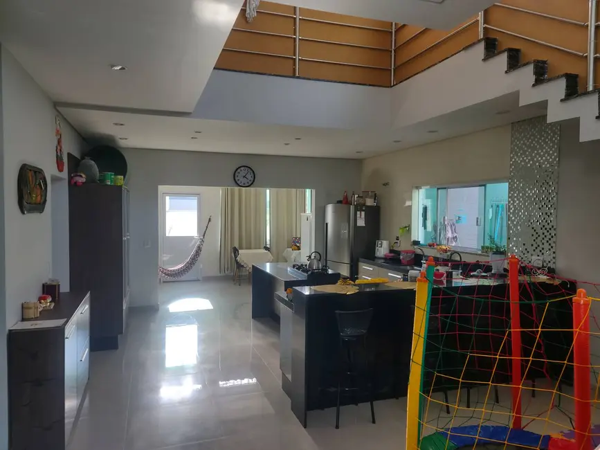 Foto 2 de Casa com 3 quartos à venda, 320m2 em Iporanga, Sorocaba - SP
