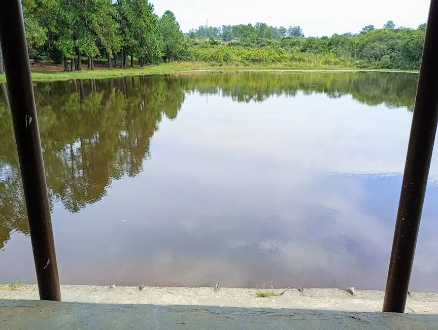 Chácara com 3 quartos à venda, 800m2 em Alambari - SP - imagem 3 Foto 3 de Chácara com 3 quartos à venda, 800m2 em Alambari - SP