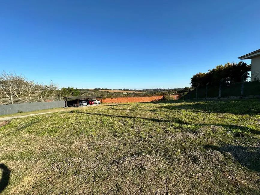 Foto 2 de Terreno / Lote à venda, 800m2 em Aracoiaba Da Serra - SP