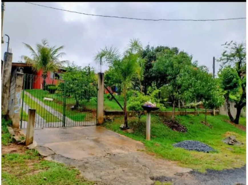Foto 2 de Chácara com 2 quartos à venda, 650m2 em Aracoiaba Da Serra - SP