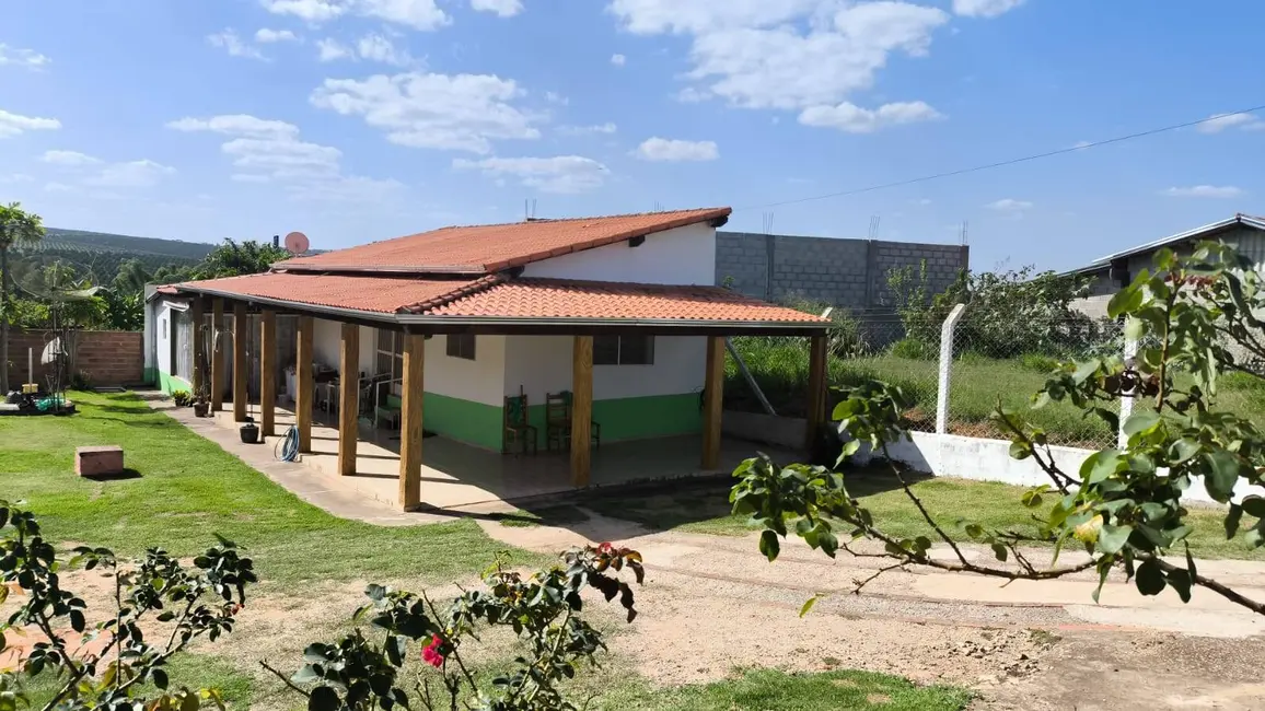 Foto 1 de Casa com 2 quartos à venda, 850m2 em Capela Do Alto - SP