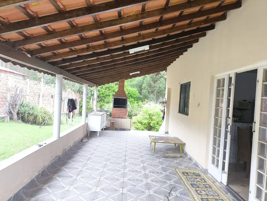 Foto 4 de Casa com 2 quartos à venda, 550m2 em Centro, Alambari - SP