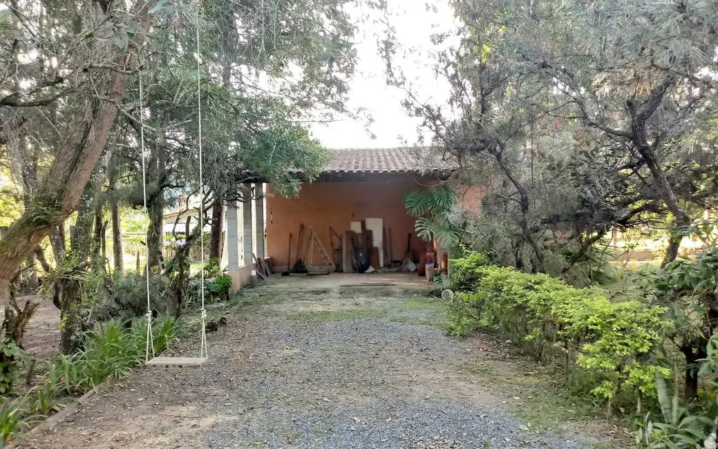 Foto 3 de Chácara com 3 quartos à venda, 5000m2 em Aracoiaba Da Serra - SP