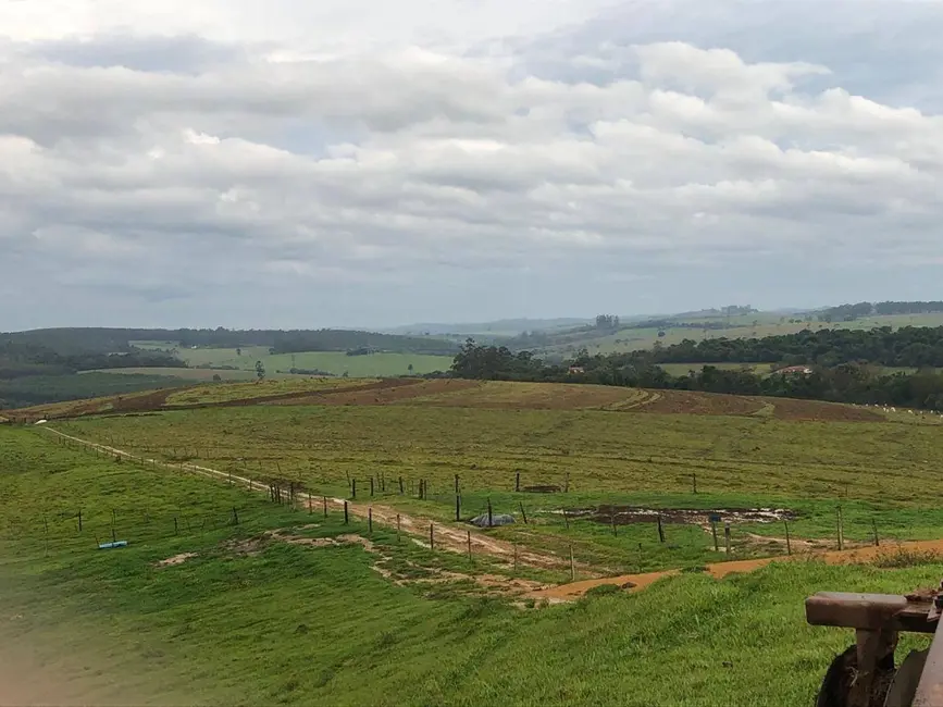Foto 2 de Fazenda / Haras com 3 quartos à venda, 1627865m2 em Alambari - SP