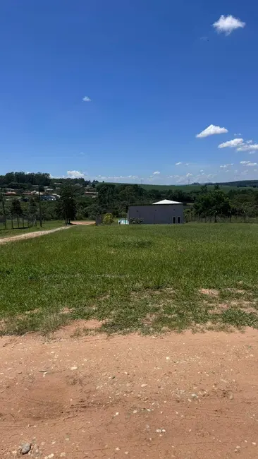 Foto 5 de Terreno / Lote à venda, 1032m2 em Alambari - SP