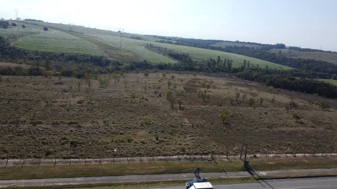Foto 2 de Terreno / Lote à venda, 416000m2 em Itaim, Itu - SP