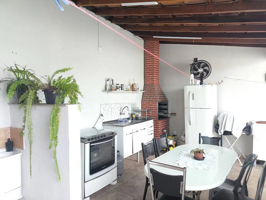 Casa com 2 quartos à venda, 120m2 em Além Ponte, Sorocaba - SP - imagem 2 Foto 2 de Casa com 2 quartos à venda, 120m2 em Além Ponte, Sorocaba - SP